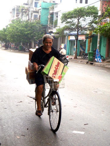 Miền Trung “đua” từng giây phòng “siêu bão” Haiyan